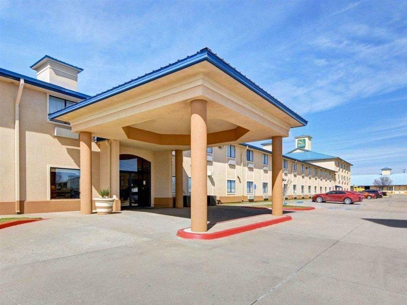 Quality Inn & Suites Wichita Falls I-44 Extérieur photo