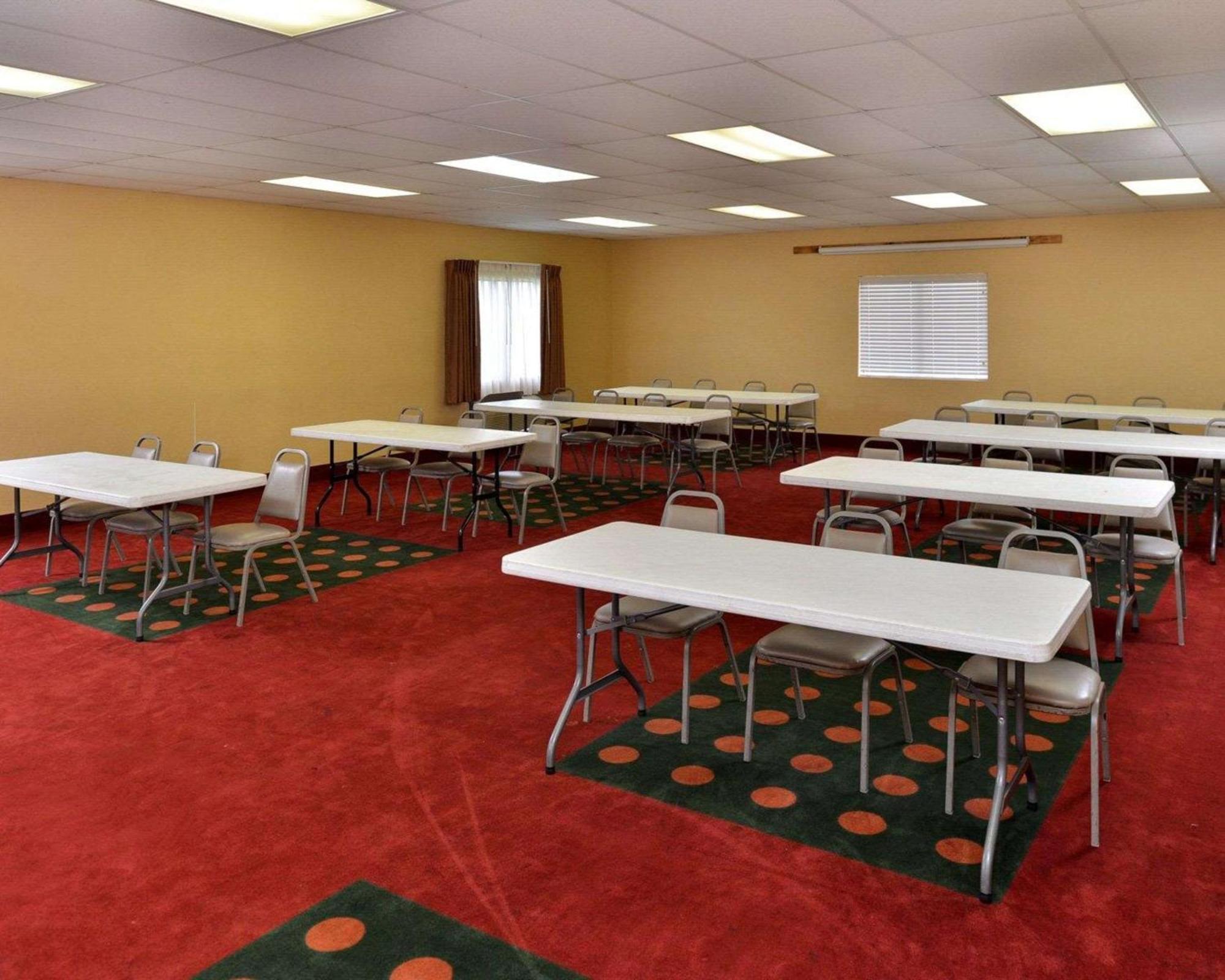 Quality Inn & Suites Wichita Falls I-44 Extérieur photo