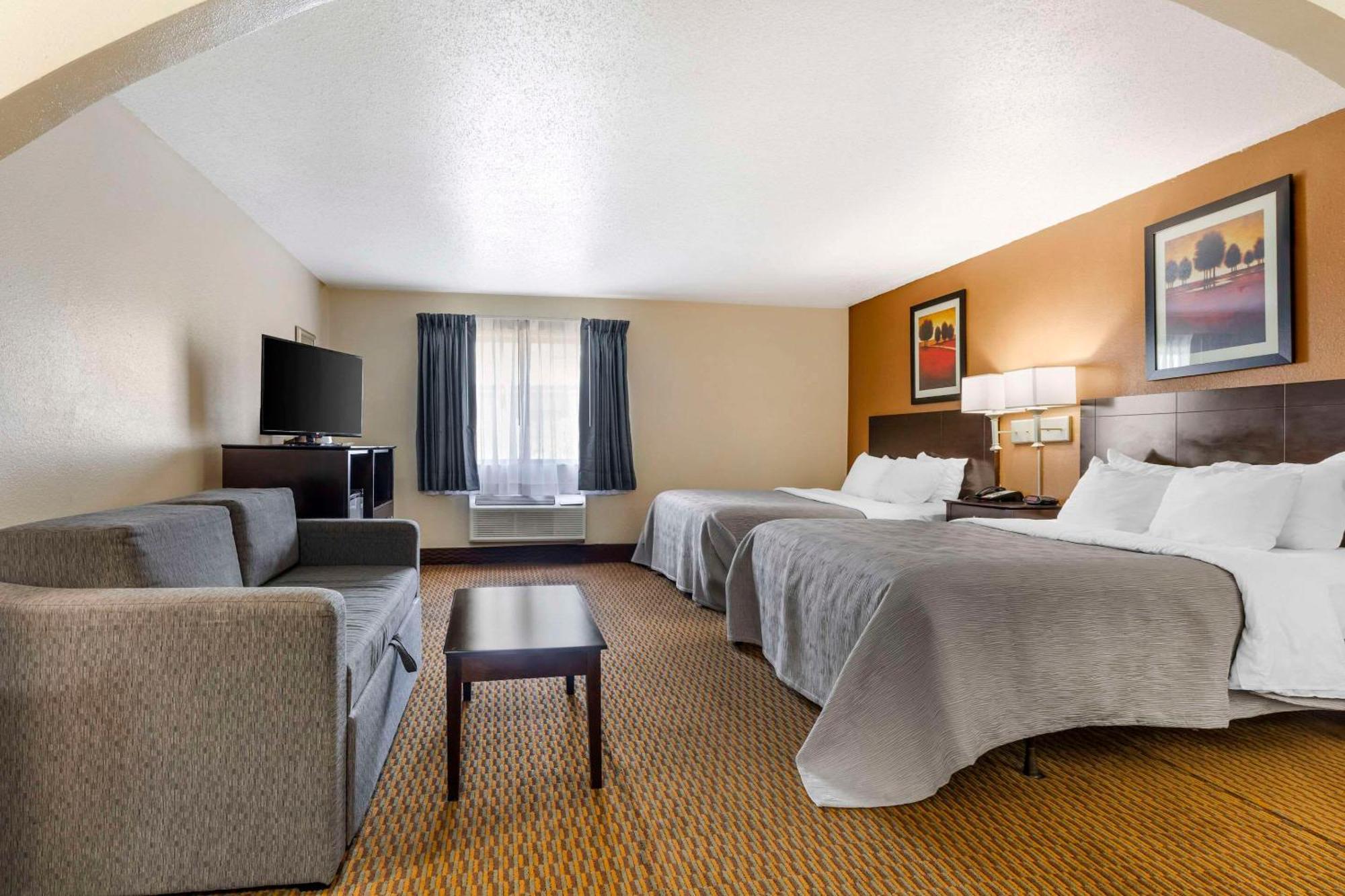 Quality Inn & Suites Wichita Falls I-44 Extérieur photo