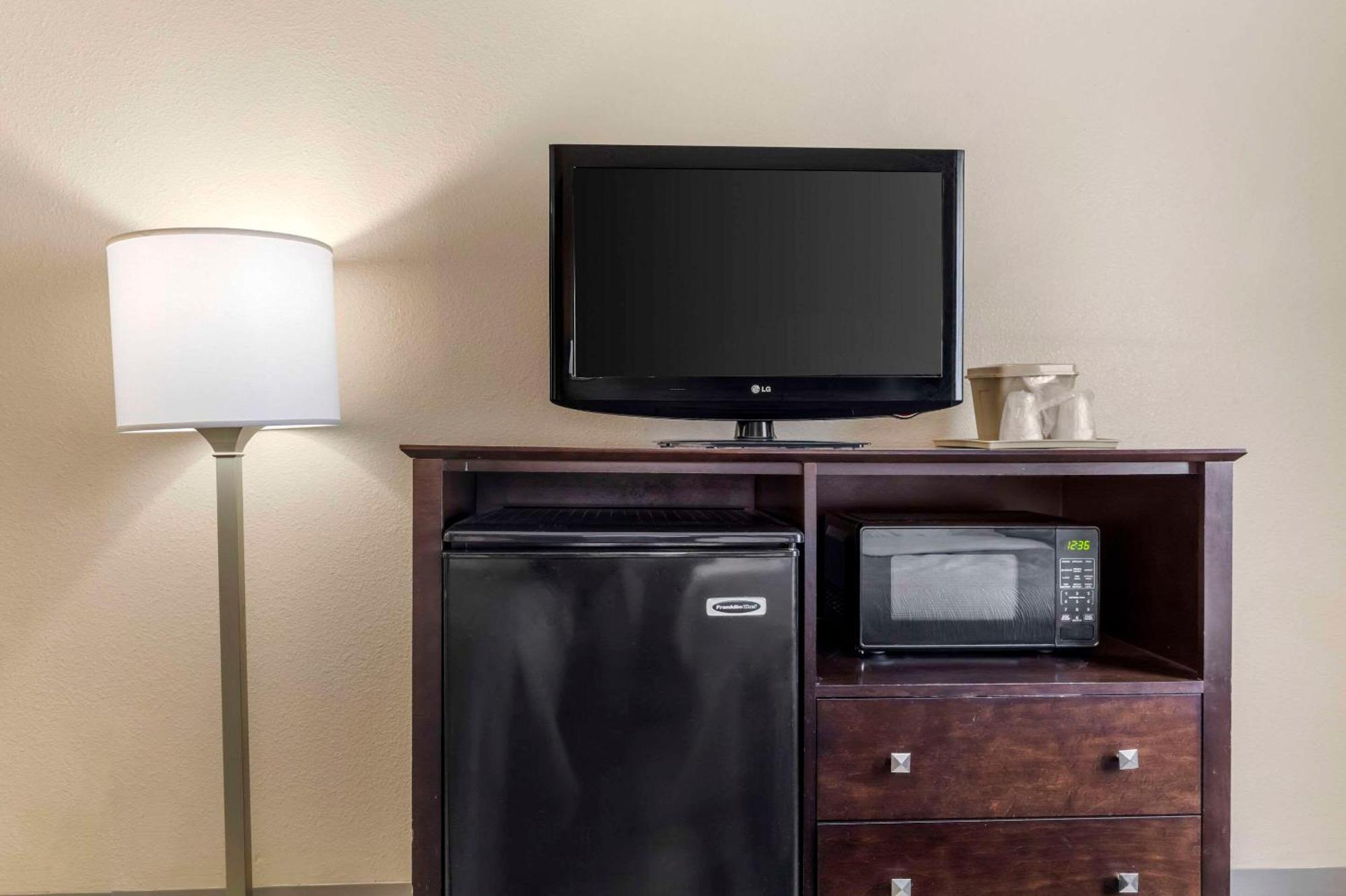 Quality Inn & Suites Wichita Falls I-44 Extérieur photo